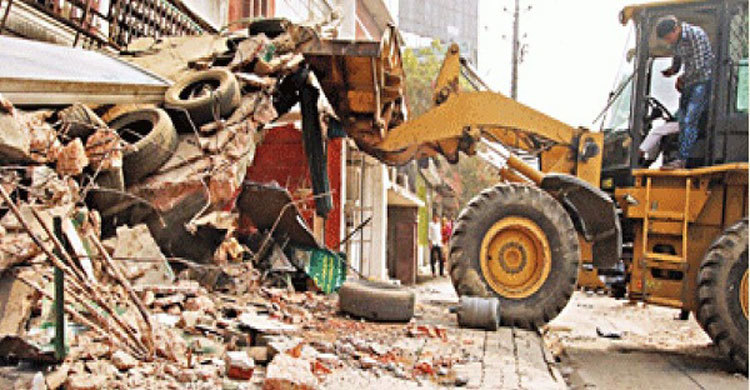 কালিয়াকৈরে অবৈধ স্থাপনা উচ্ছেদ