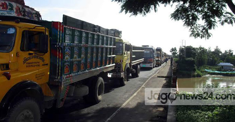 ট্রাক ও ট্রাক্টর সংঘর্ষে দিনমজুর নিহত