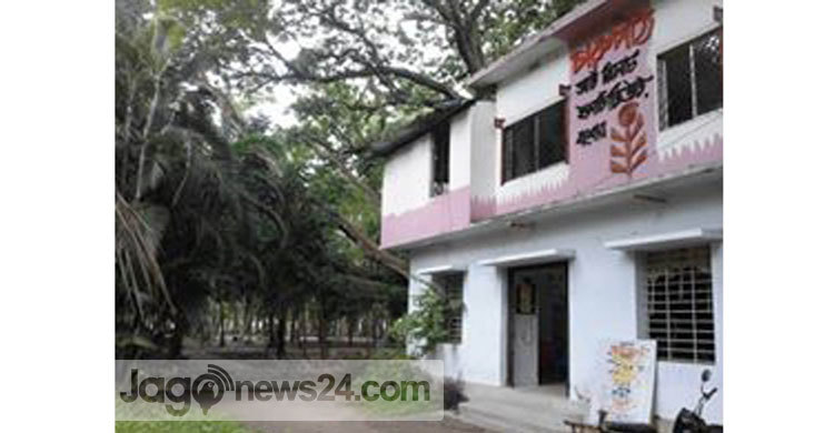 অস্তিত্ব সংকটে যশোরের ঐতিহ্যবাহী চারুপীঠ 