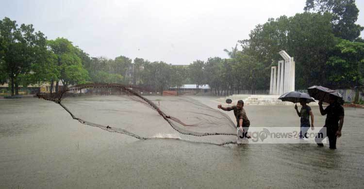 মৌসুমের সর্বোচ্চ বৃষ্টিপাতে দুর্ভোগে যশোরবাসী