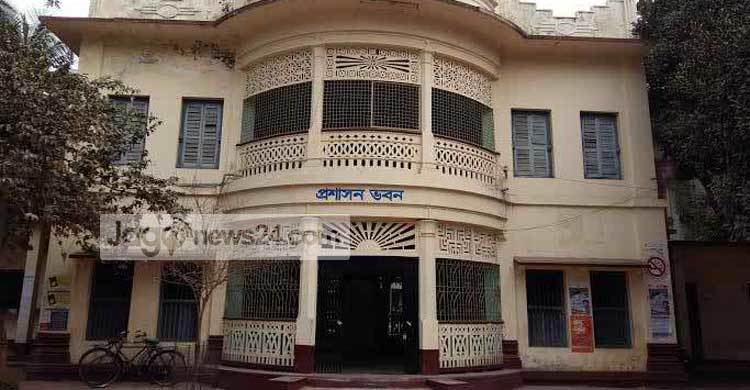 কি আছে ২২৩ শিক্ষার্থীর ভাগ্যে?