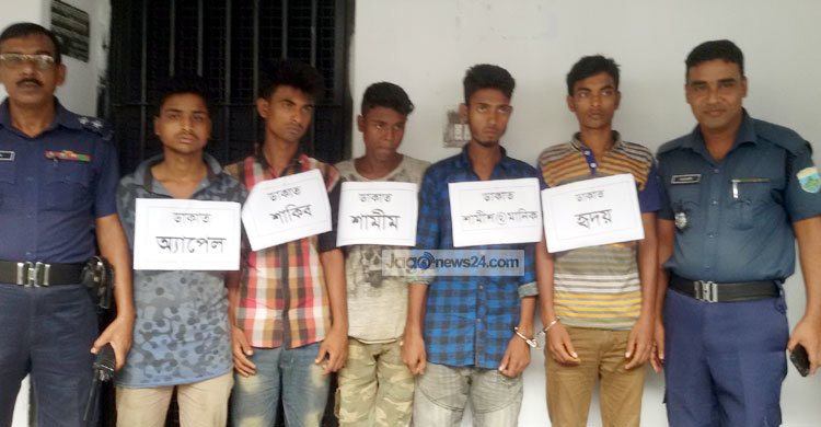 জয়পুরহাটে ডাকাত দলের ৬ সদস্য গ্রেফতার