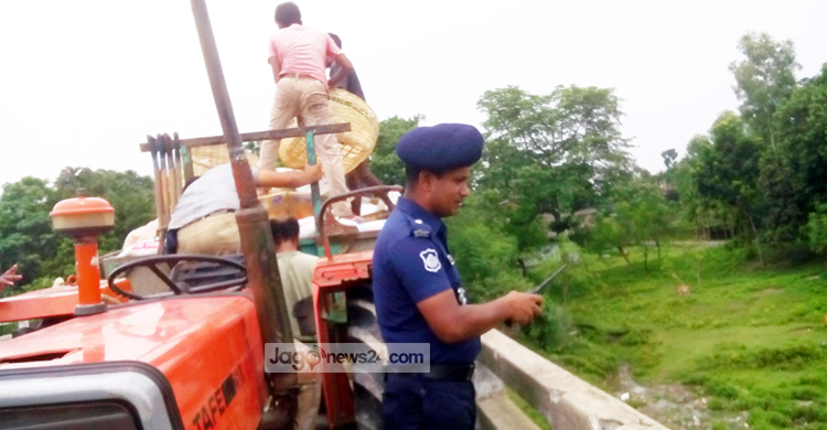 পাঁচবিবিতে ভেজাল সেমাই জব্দ