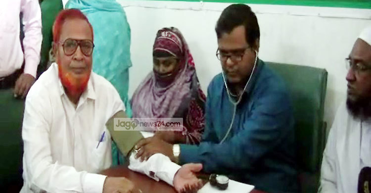 মাগুরায় অবসরপ্রাপ্তদের জন্য বিনামূল্যে স্বাস্থ্যসেবা