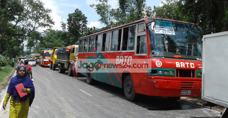 ঢাকা-আরিচা মহাসড়কে যান চলাচল শুরু