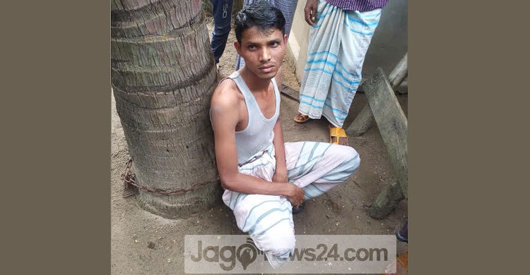 পরকীয়ার জেরে ছেলেকে বেঁধে নির্যাতন