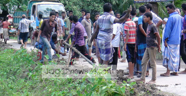 অবৈধ গ্যাস সংযোগ দেয়া এক হাজার পাইপ জব্দ