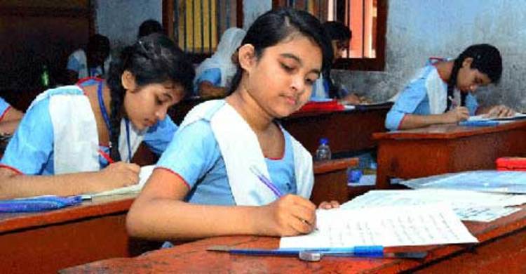 এ বছরই পিইসি পরীক্ষা বাতিলের দাবি