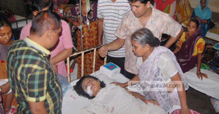 এক পলকেই সব শেষ হয়ে গেল স্নেহার