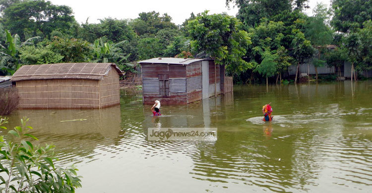 পদ্মার পানি বিপৎসীমার ৯৬ সেন্টিমিটার উপরে
