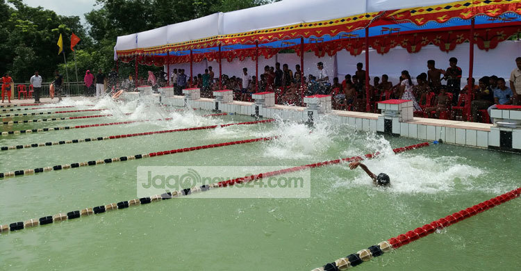 রাজবাড়ীতে সেরা সাঁতারু বাছাই প্রতিযোগিতা