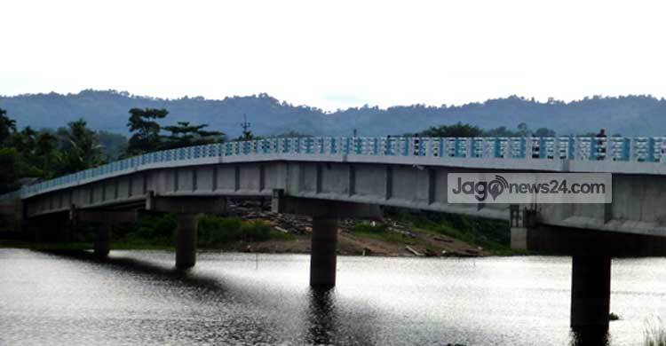 উদ্বোধনের অপেক্ষায় আসামবস্তি-ব্রাহ্মণপাড়া সেতু