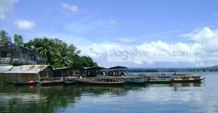 কাপ্তাই হ্রদে মাছ শিকারে নিষেধাজ্ঞা প্রত্যাহার