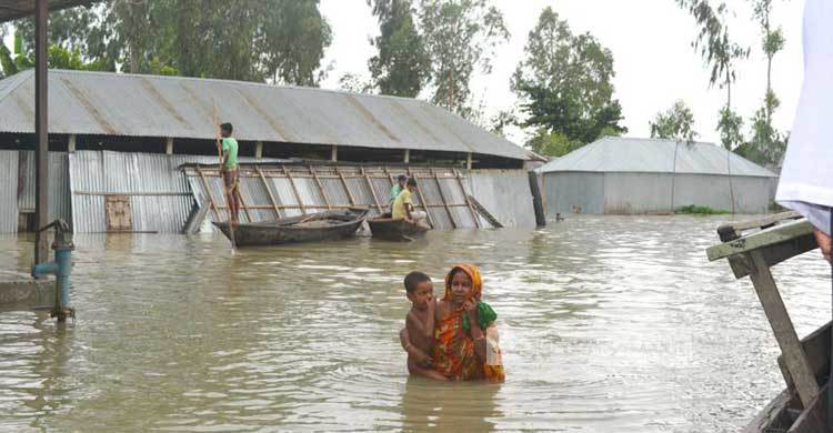 সিরাজগঞ্জে বন্যা পরিস্থিতির আরো অবনতি 
