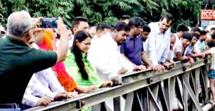 লৌহজং নদীতে অবৈধ দখলমুক্তকরণ কাজ শুরু