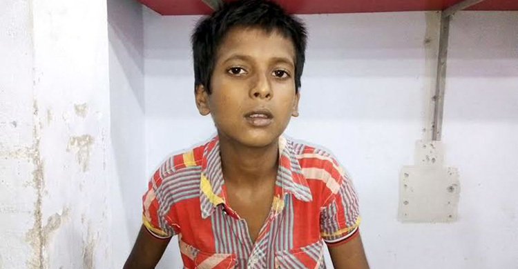 দিনাজপুরের শিশু আতিক এখন ঠাকুরগাঁওয়ে