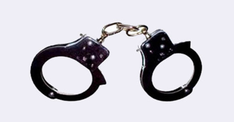 কাহালুতে জিহাদি বইসহ জামায়াতের দুই নেতা গ্রেফতার