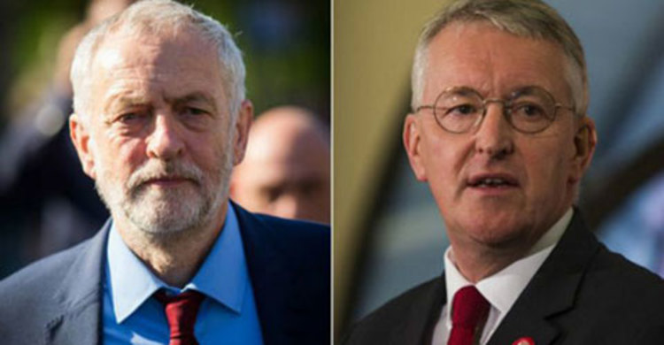 ব্রেক্সিটের পর লেবার পার্টির অর্ধেক নেতার পদত্যাগের হুমকি