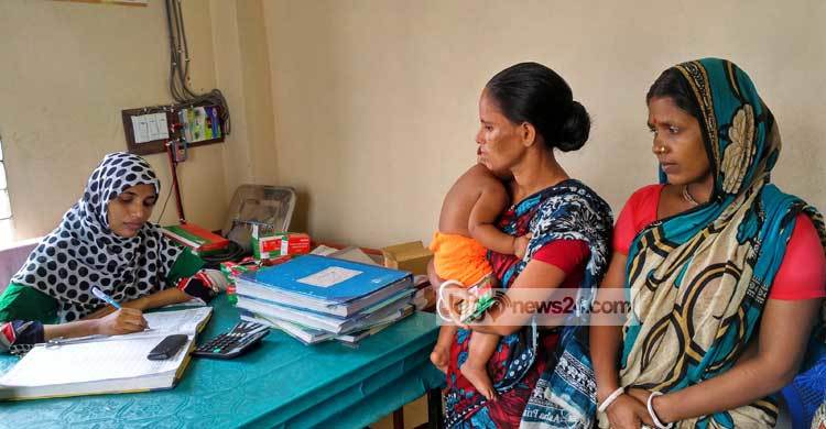 কমিউনিটি ক্লিনিকে বিশেষজ্ঞ চিকিৎসকের দাবি