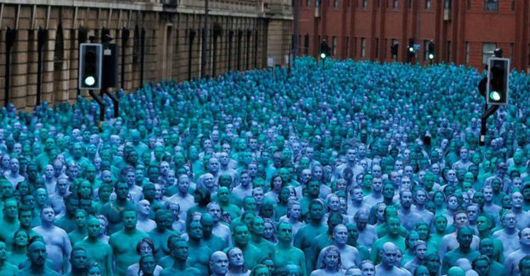 ‘নগ্ন নীল’ ছবি মুছে দিল ফেসবুক