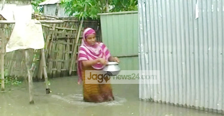 কুড়িগ্রামে পানিবন্দী ৫০ হাজার মানুষ : খাদ্য ও পানির সংকট
