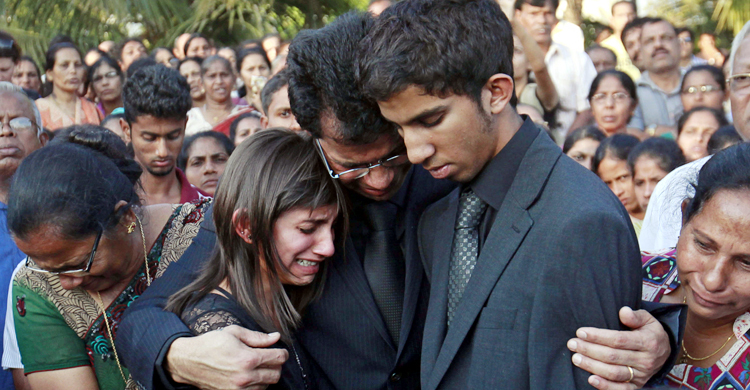 আত্মহত্যা ঠেকাবে ফেসবুক