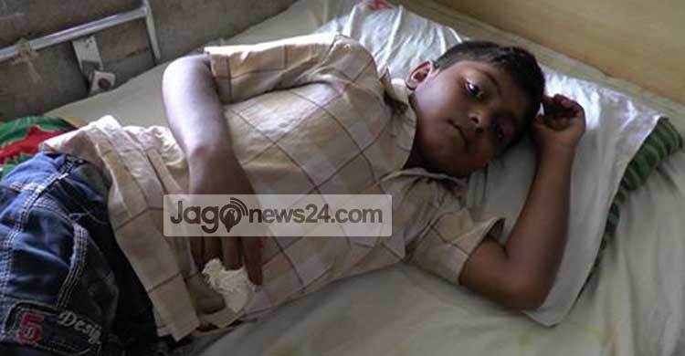 কাকা মোরে আর মাইরেন না