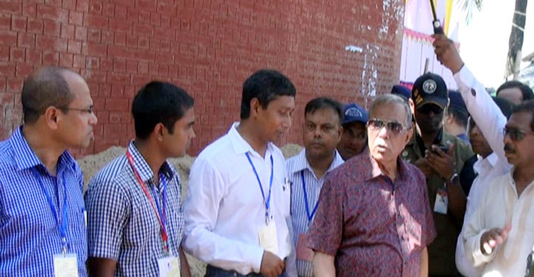 মিঠামইনে বিভিন্ন উন্নয়নমূলক কাজ পরিদর্শন করলেন রাষ্ট্রপতি