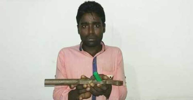 পাংশায় অস্ত্র-গুলিসহ চরমপন্থী গ্রেফতার