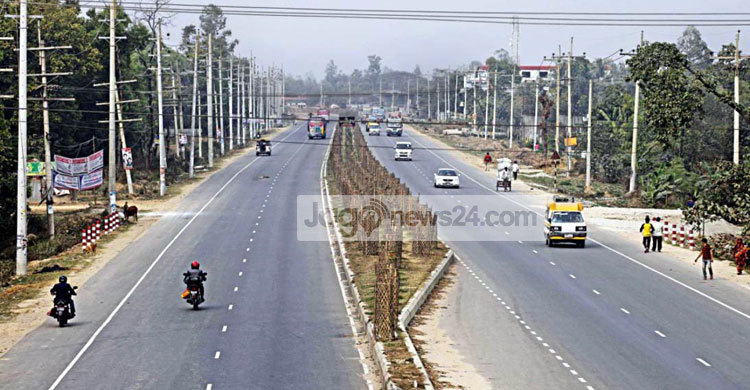 ঢাকা-ময়মনসিংহ মহাসড়ক দিয়ে স্বস্তিতে বাড়ি ফিরছেন যাত্রীরা
