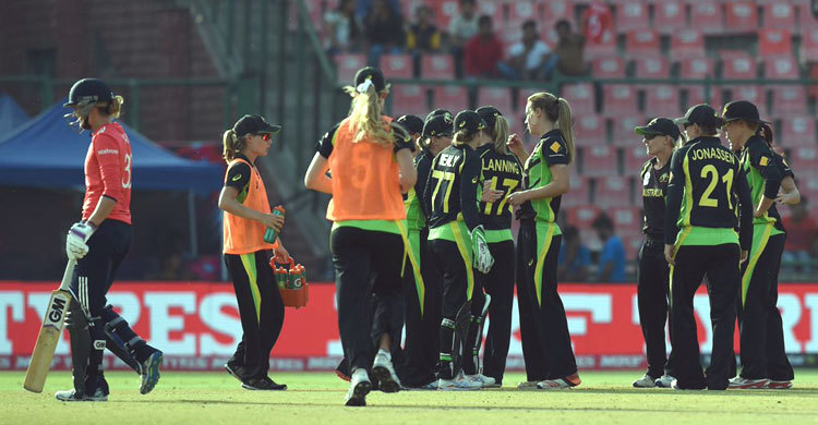 ইংল্যান্ডকে হারিয়ে ফাইনালে অস্ট্রেলিয়ার নারীরা