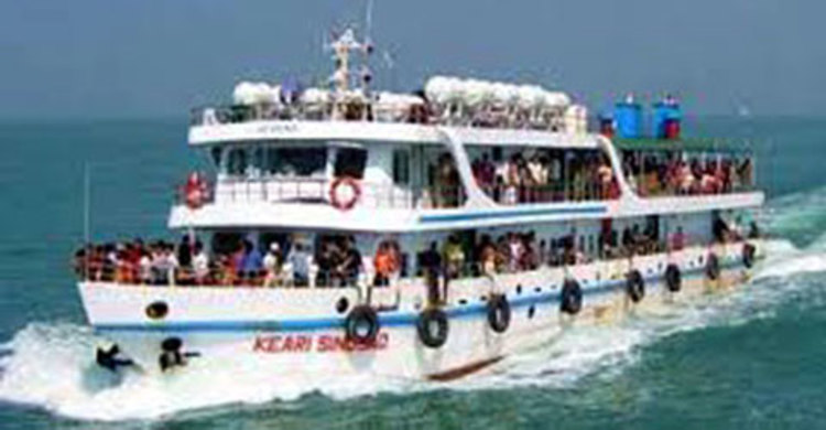 টেকনাফ-সেন্টমার্টিন নৌরুটে জাহাজ চলাচল বন্ধ