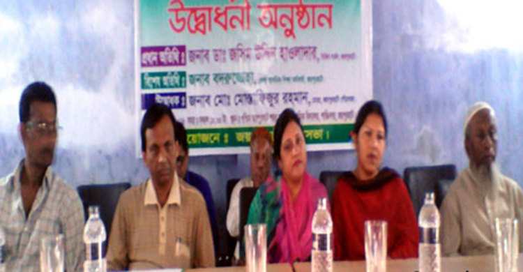 জয়পুরহাটে কৃমি নিয়ন্ত্রণ সপ্তাহ শুরু