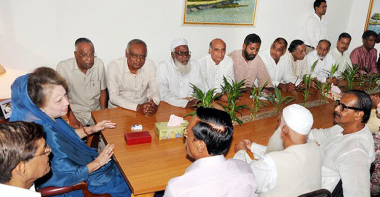 রাতে জোট নেতাদের সঙ্গে খালেদার বৈঠক
