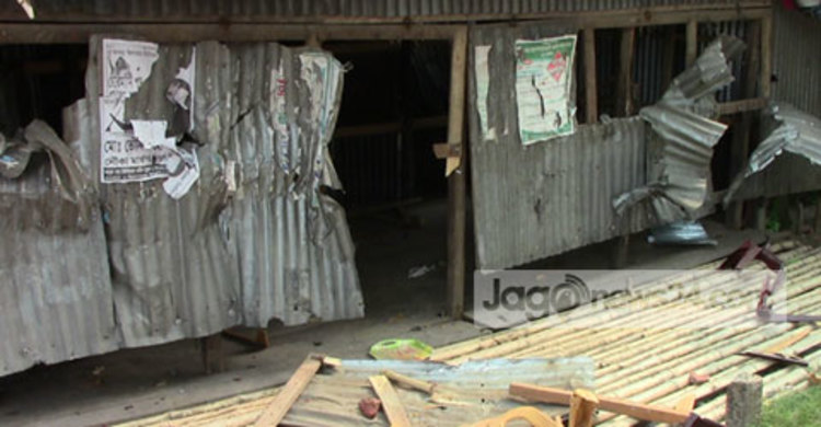 মাদারীপুরে আ.লীগের ক্লাব ভাংচুর : আহত ৮