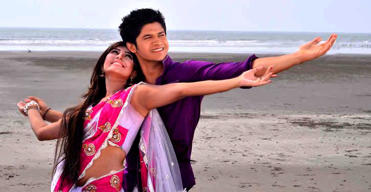 প্রথমবার মিউজিক ভিডিওতে নিলয়-শখ