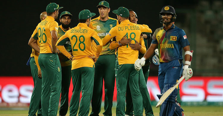 ১২০ রানে অলআউট শ্রীলংকা