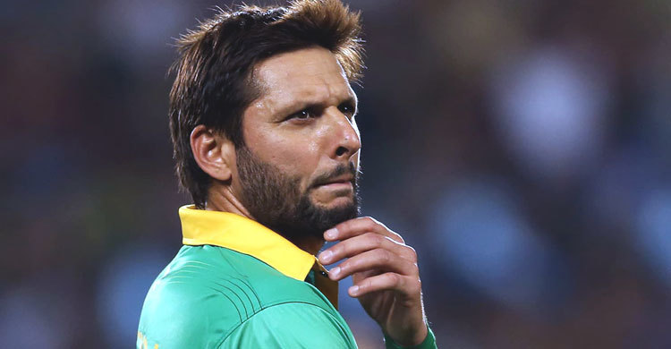 সহসাই অবসর নিচ্ছেন না আফ্রিদি!