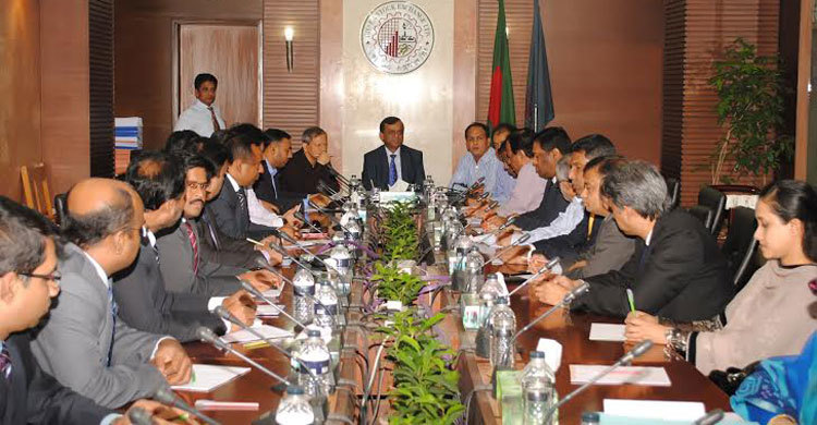 দরপতন ঠেকাতে ডিএসইর একগুচ্ছ প্রস্তাবনা