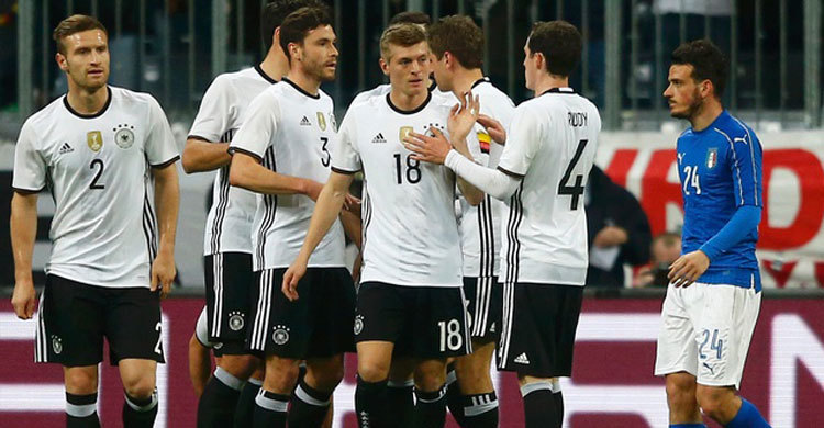 ইতালির বিপক্ষে জার্মানির বড় জয়