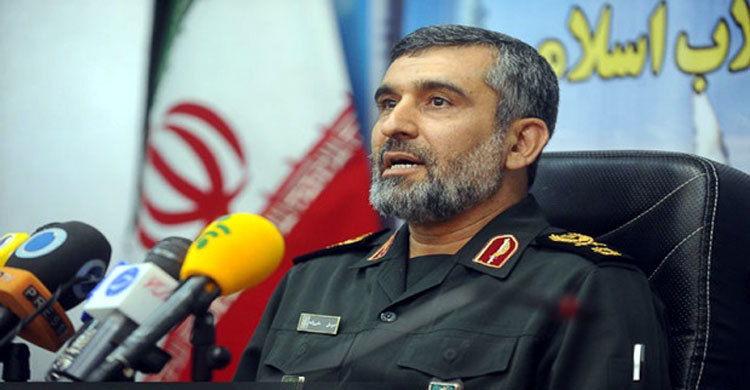 ক্ষেপণাস্ত্র তৈরি বন্ধ করবে না ইরান