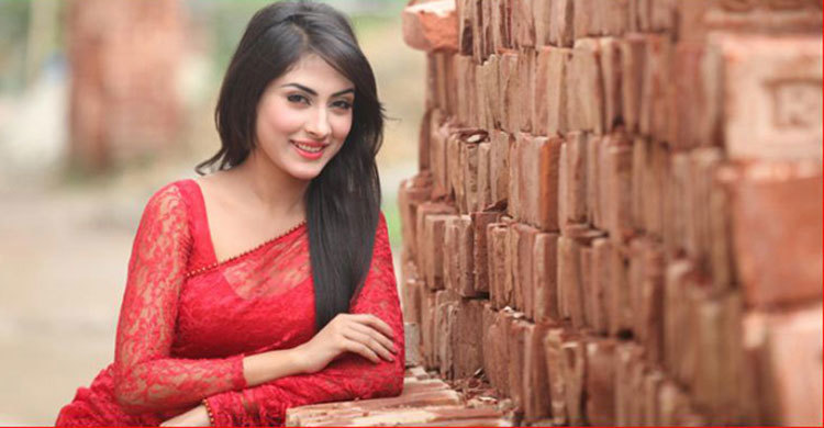 অতিথি বিচারক মেহজাবিন