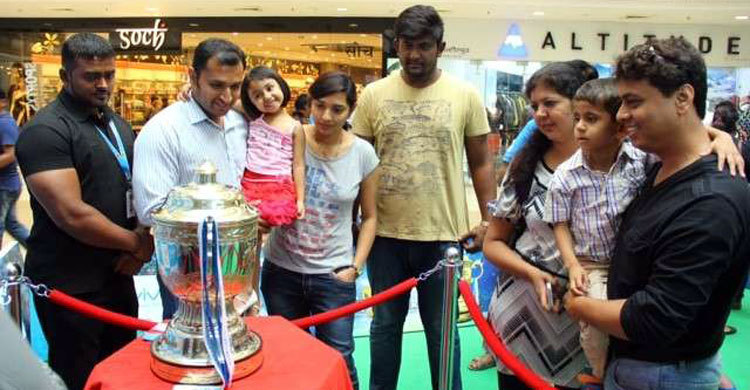 সেমিতে হারের দুঃখ ভুলতে আইপিএল নিয়ে মেতেছে ভারতীয়রা