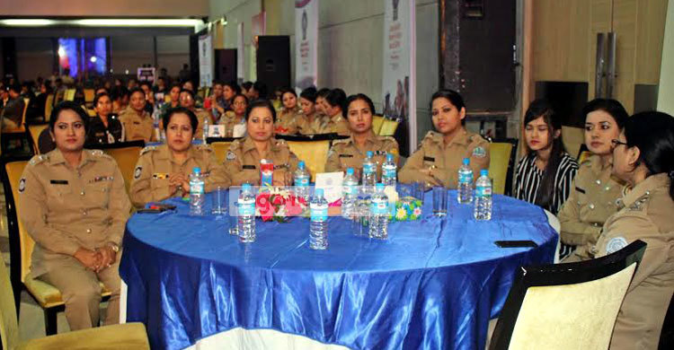 নারীদের বিজয়ের রাত (দেখুন ছবিতে)