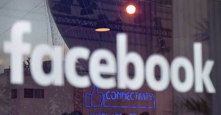 Facebook and Twitter join coalition to improve online news 