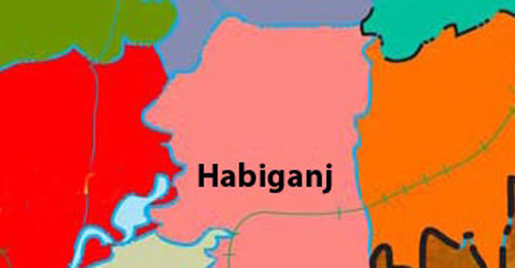 2 killed as pickup hits truck 