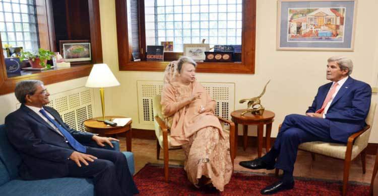 John Kerry meets Khaleda Zia