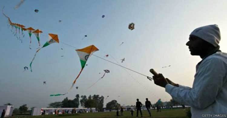 3 killed as kite string slits throats in India