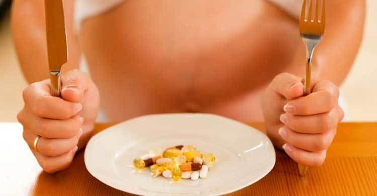 Pregnancy multivitamins ‘are a waste of money’