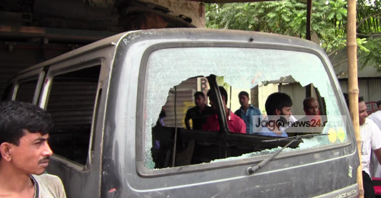 মাদারীপুরে সংঘর্ষ : এসআই গুলিবিদ্ধসহ আহত ১০